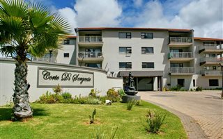 3 Bedroom Apartment in Hartenbos Heuwels