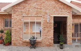 3 Bedroom Townhouse in Duncanville
