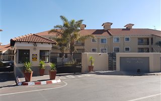 1 Bedroom Apartment in Halfway House