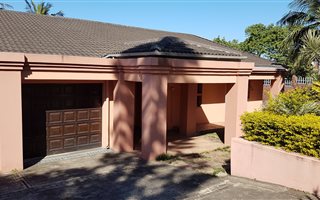 5 Bedroom House in Meerensee