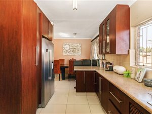 2 Bed House in Rooihuiskraal