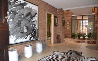 6 Bedroom House in Waterkloof Heights