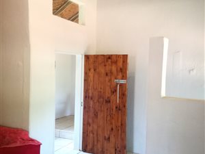 1 Bed Garden Cottage in Mooiplaats AH