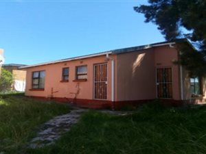 3 Bed House in Dimbaza
