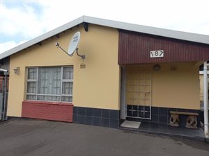 3 Bed House in Chatsworth Central