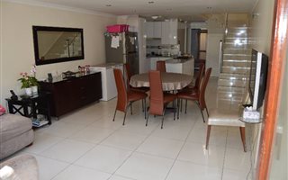 3 Bedroom Apartment in Fordsburg