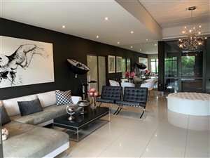4 Bedroom Apartment in Riepen Park