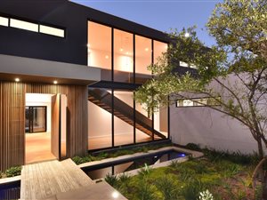 4 Bed House in Kyalami AH