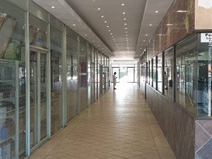 120 m² Commercial space in Brackenhurst