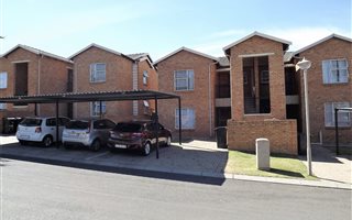 2 Bedroom Apartment in Honey Park