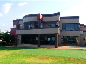 5 Bed House in Safari Gardens