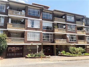 3 Bed Apartment in Rouxville