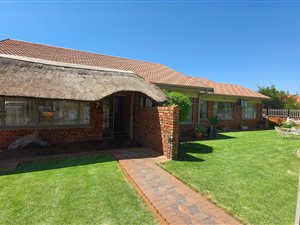 4 Bed House in Kimberley