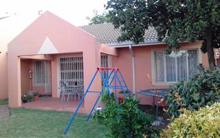 2 Bedroom Townhouse in Buccleuch