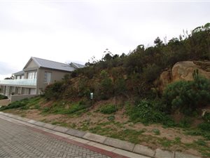760 m² Land available in Dennegeur