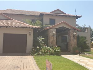 4 Bed House in Ruimsig