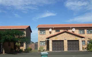 2 Bedroom Duplex in Wildenweide