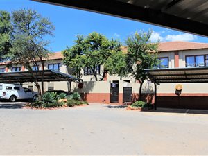 3 Bed Townhouse in Pretorius Park