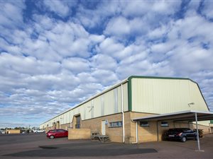 500 m² Commercial space in Waterfall
