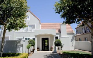 3 Bedroom House in Boschenmeer Golf Estate