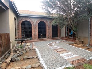 4 Bed House in Bela-Bela (Warmbaths)