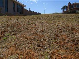 600 m² Land available in Monte Christo