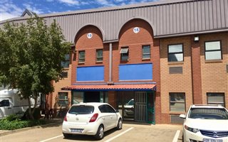156 m² Industrial space in Ferndale