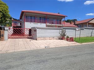 9 Bed House in Glenanda