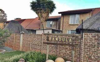 2 Bedroom Duplex in Hennopspark