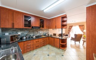 1 Bedroom Apartment in Brentwood