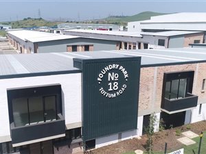337 m² Industrial space in Cornubia