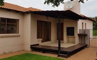 3 Bedroom House in Thatchfield