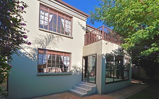 3 Bedroom Duplex in Amorosa