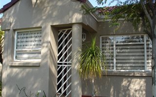 2 Bedroom House in Dowerglen and Ext