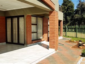 7 Bed Cluster in Lilianton