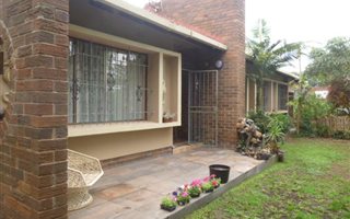 4 Bedroom House in Cowies Hill Park