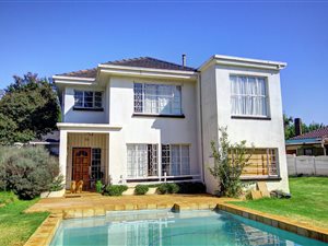 4 Bed House in Franklin Roosevelt Park