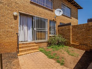 2 Bed Townhouse in Rangeview
