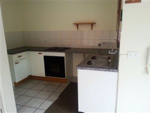 1 Bed Apartment in Hennopspark