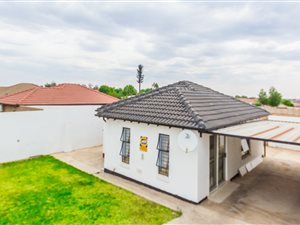 2 Bed House in Goudrand