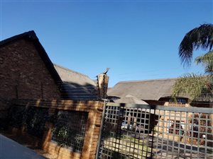 4 Bedroom House in Raslouw AH