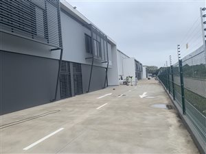 1426 m² Industrial space in Mt Edgecombe