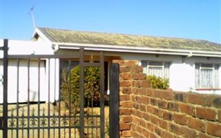 3 Bedroom House in Osizweni