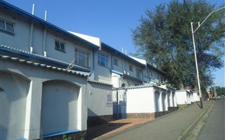 2 Bedroom Duplex in Haddon