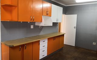 3 Bedroom House in Lenasia
