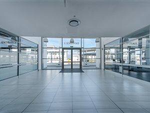 162 m² Office Space in Paarl