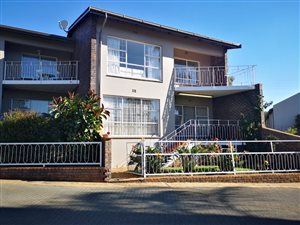 3 Bed Townhouse in Bedford Gardens