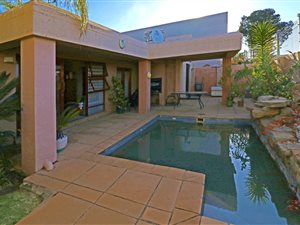 3 Bed House in Buccleuch