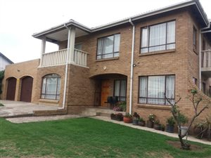 5 Bed House in Forderville