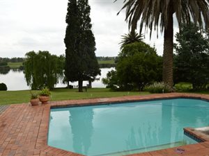 5 Bed House in Northdene